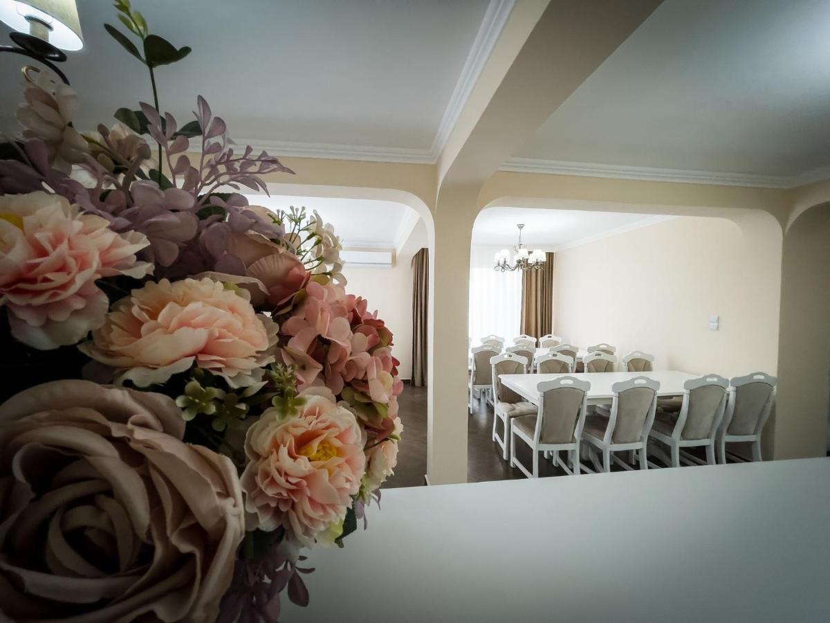 Casa Blanco Hotel Oradea Eksteriør billede